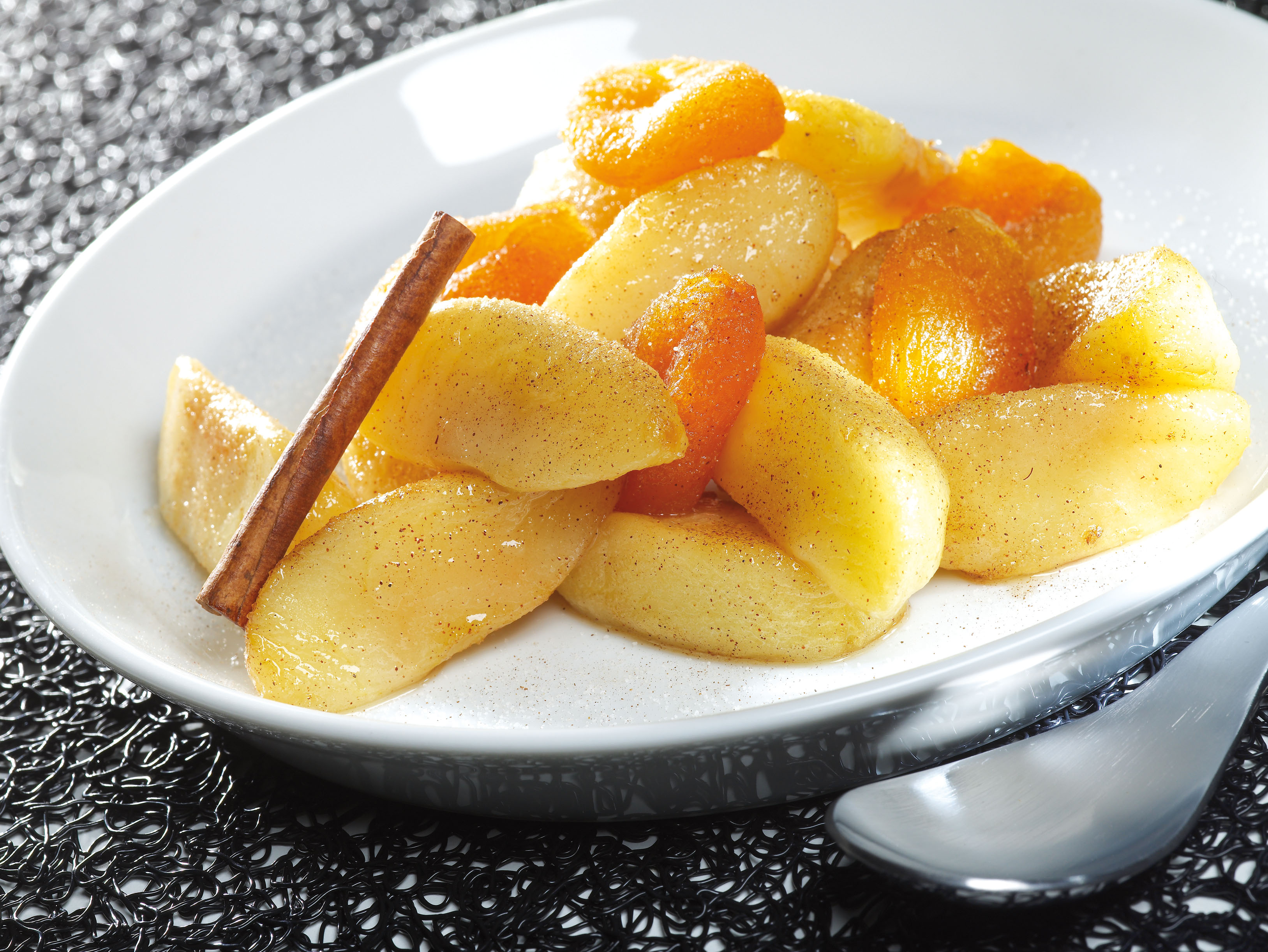 ActiFried Apples with Apricots and Almonds