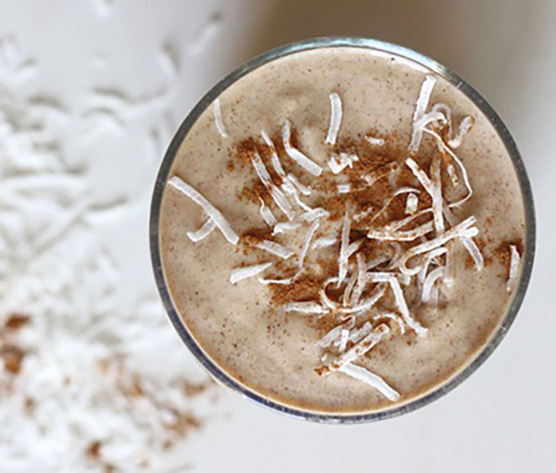 Almond and Date Smoothie with Maca