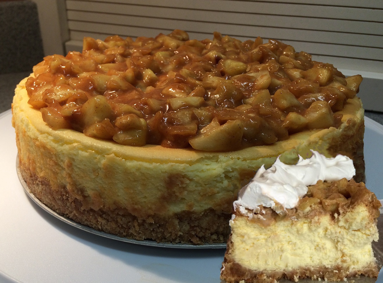 Apple Cheesecake with Caramel Sauce