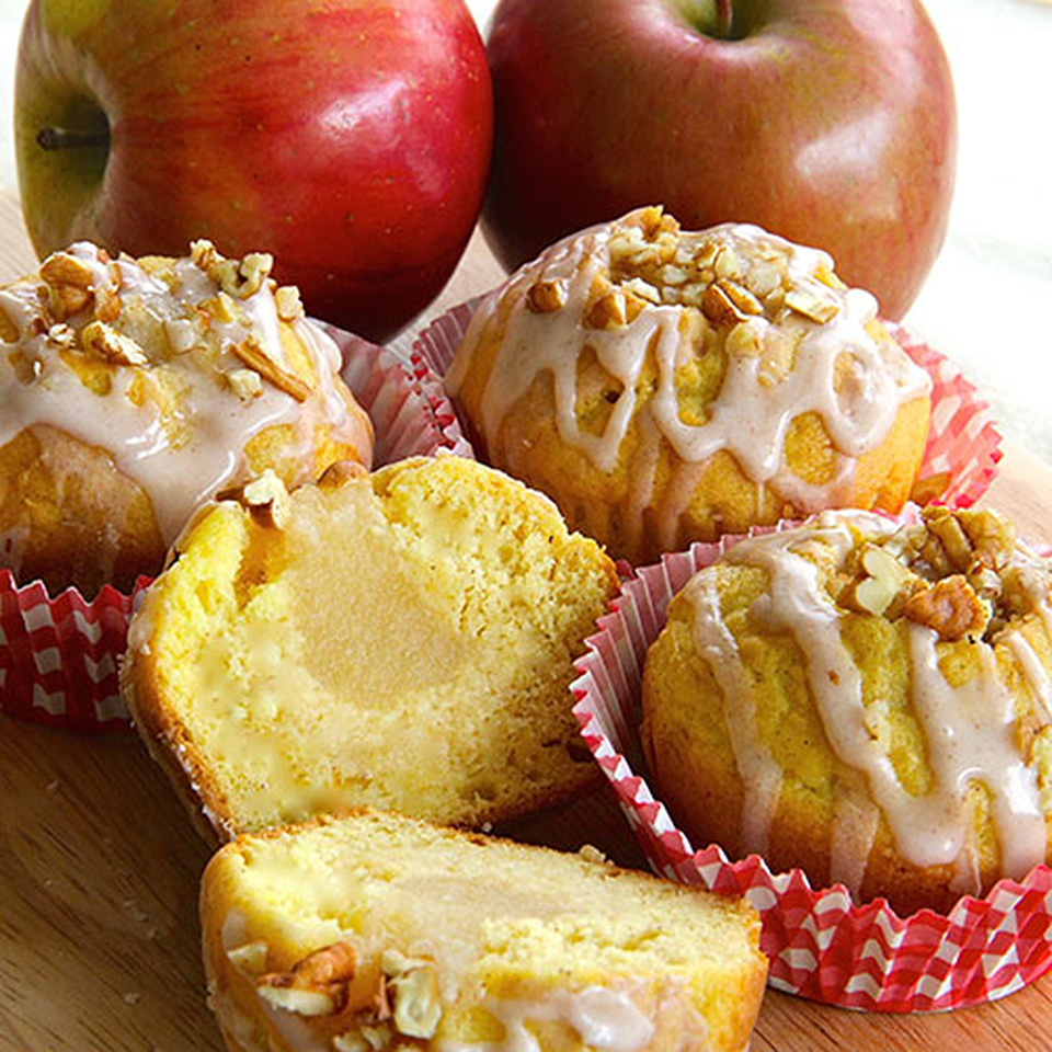 Applesauce-Filled Cupcakes