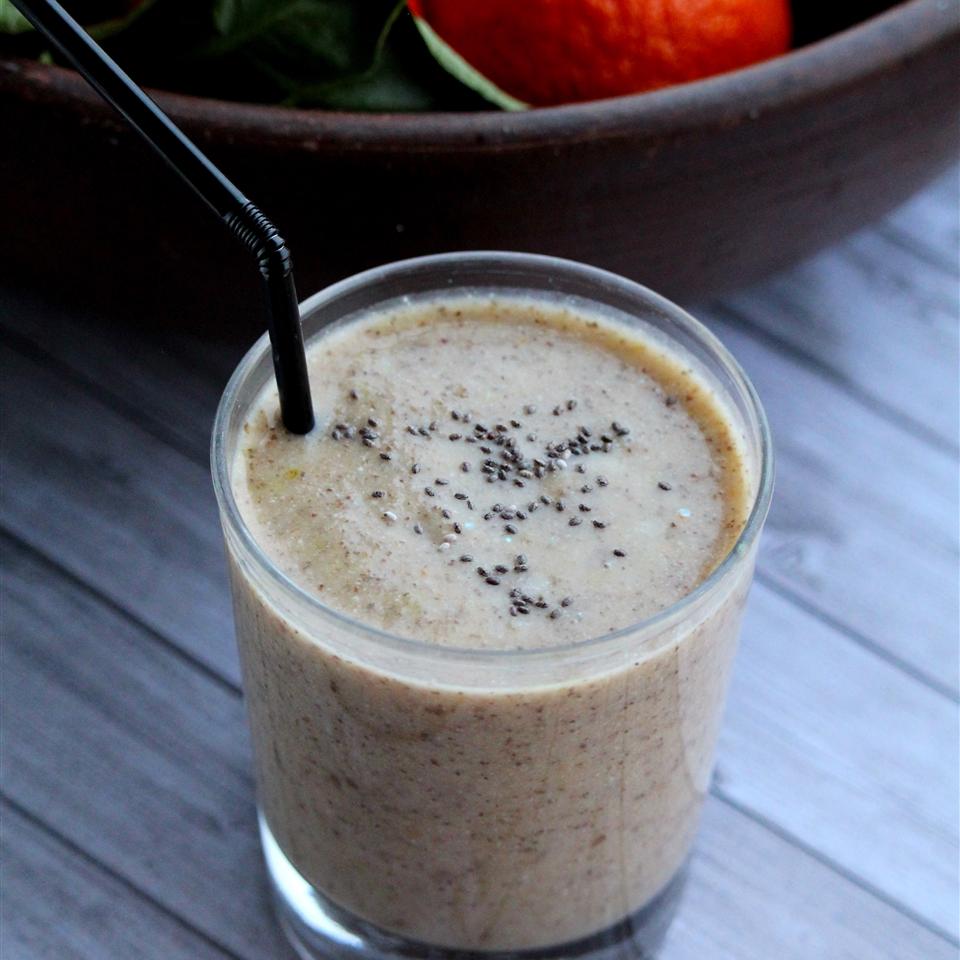 Apricot Date Smoothie