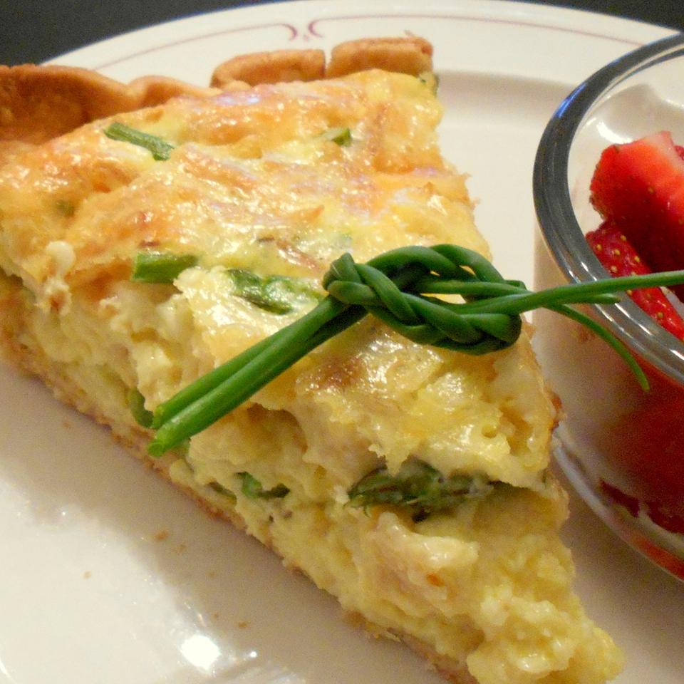 Asparagus and Swiss Cheese Quiche