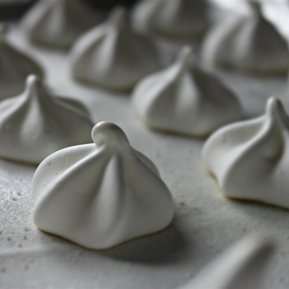 Authentic French Meringues