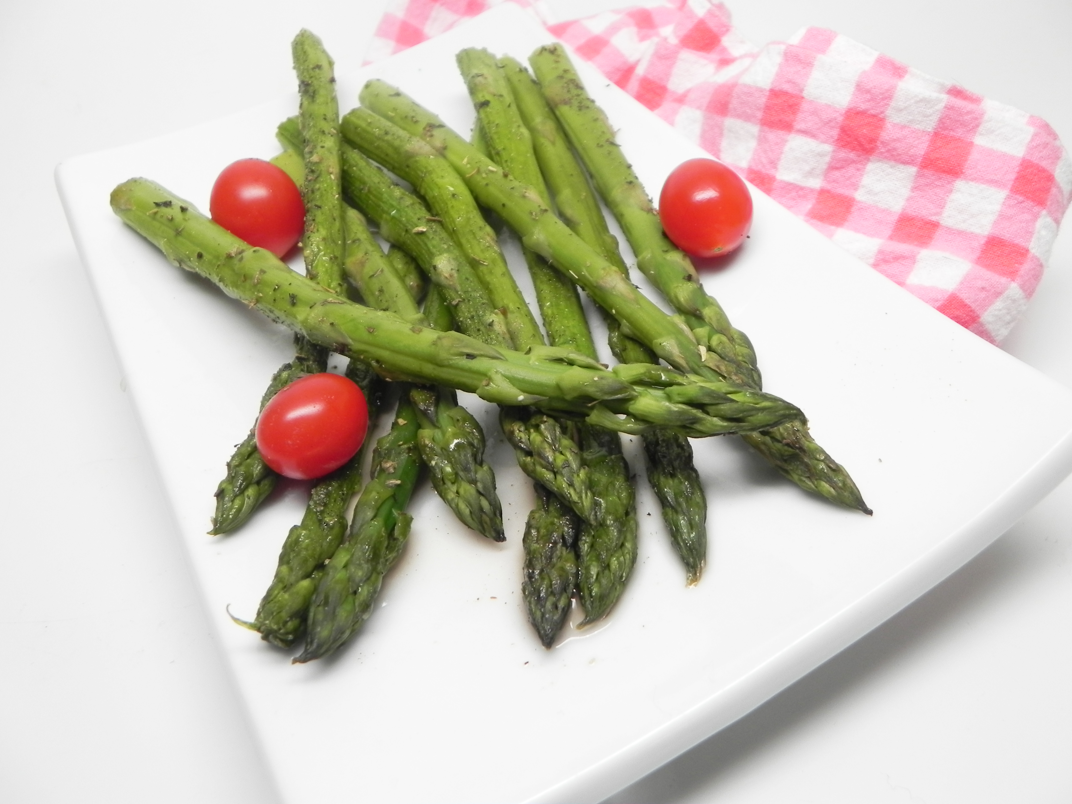Baked Asparagus with Red Wine Vinegar