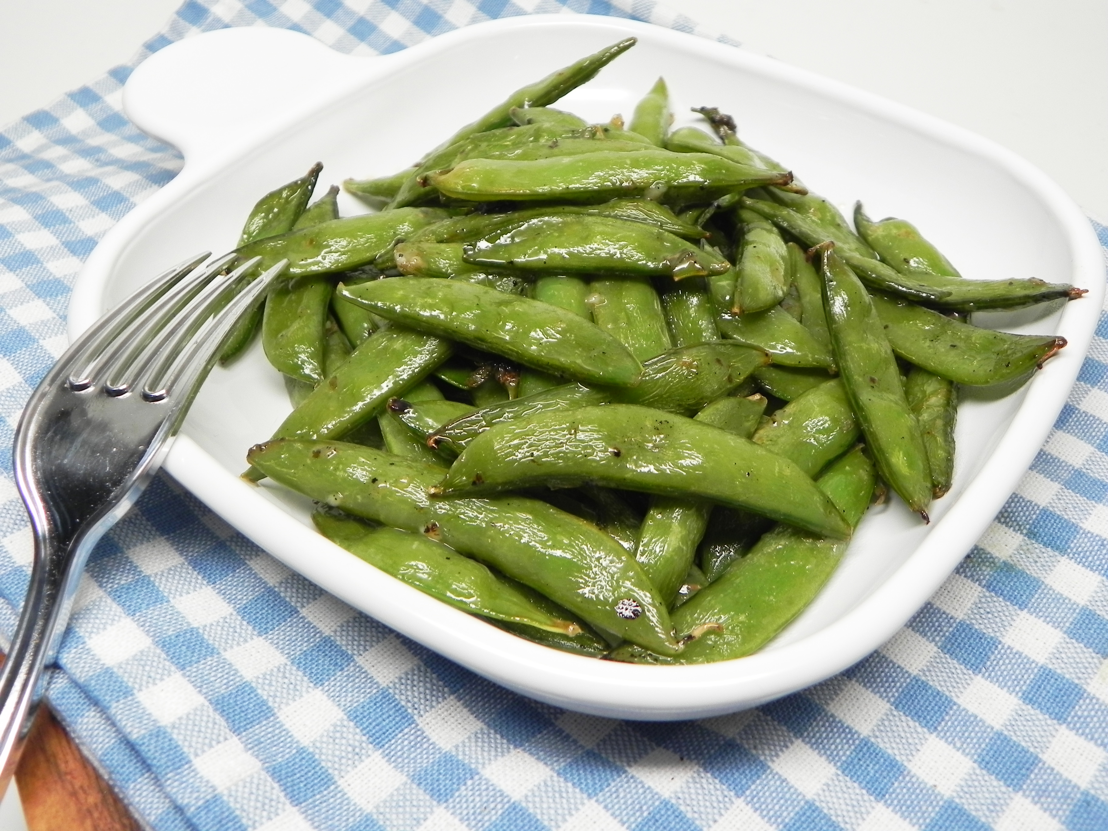 Baked Sugar Snap Peas with Ranch