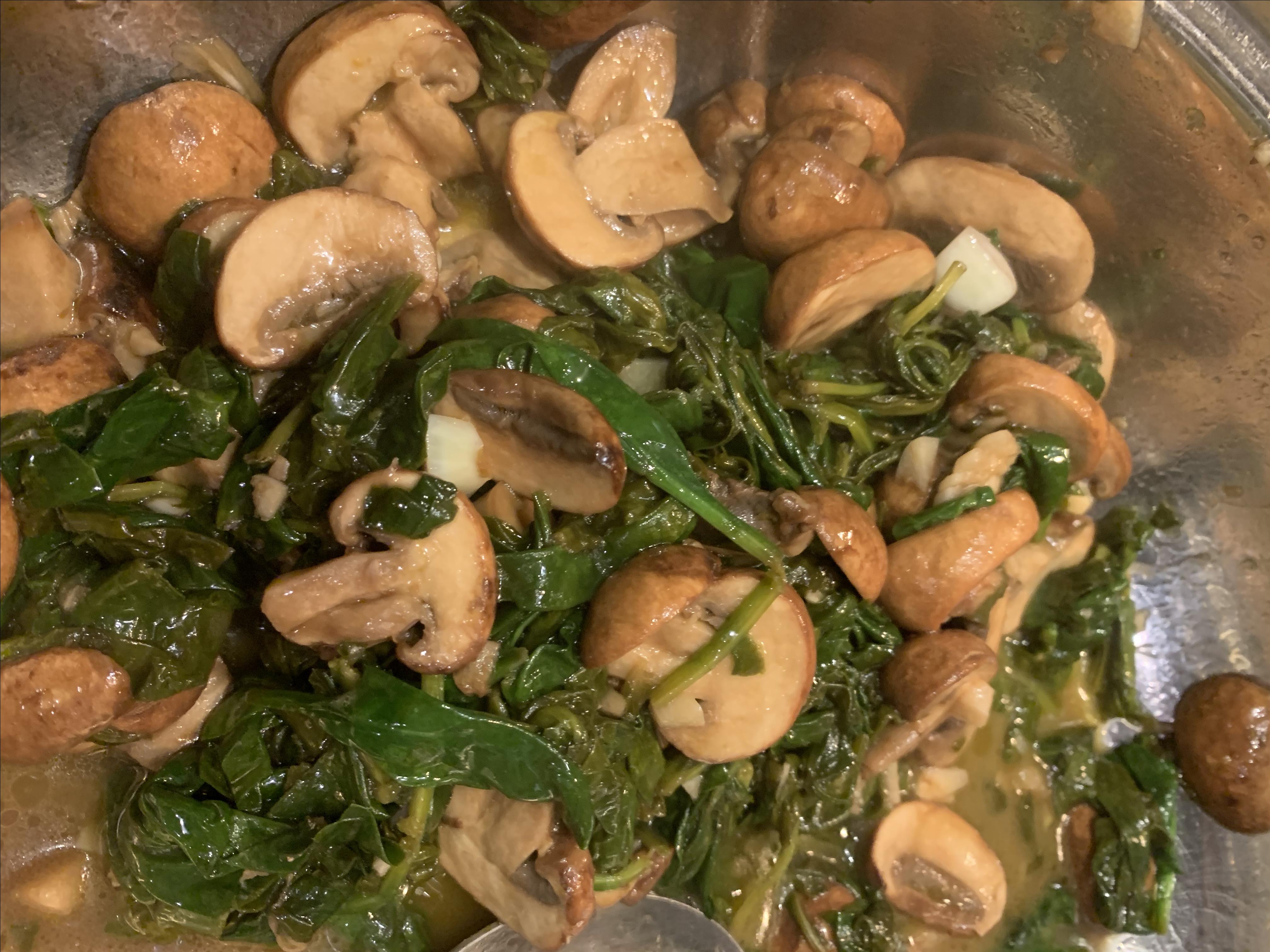 Balsamic-Garlic Spinach and Mushrooms