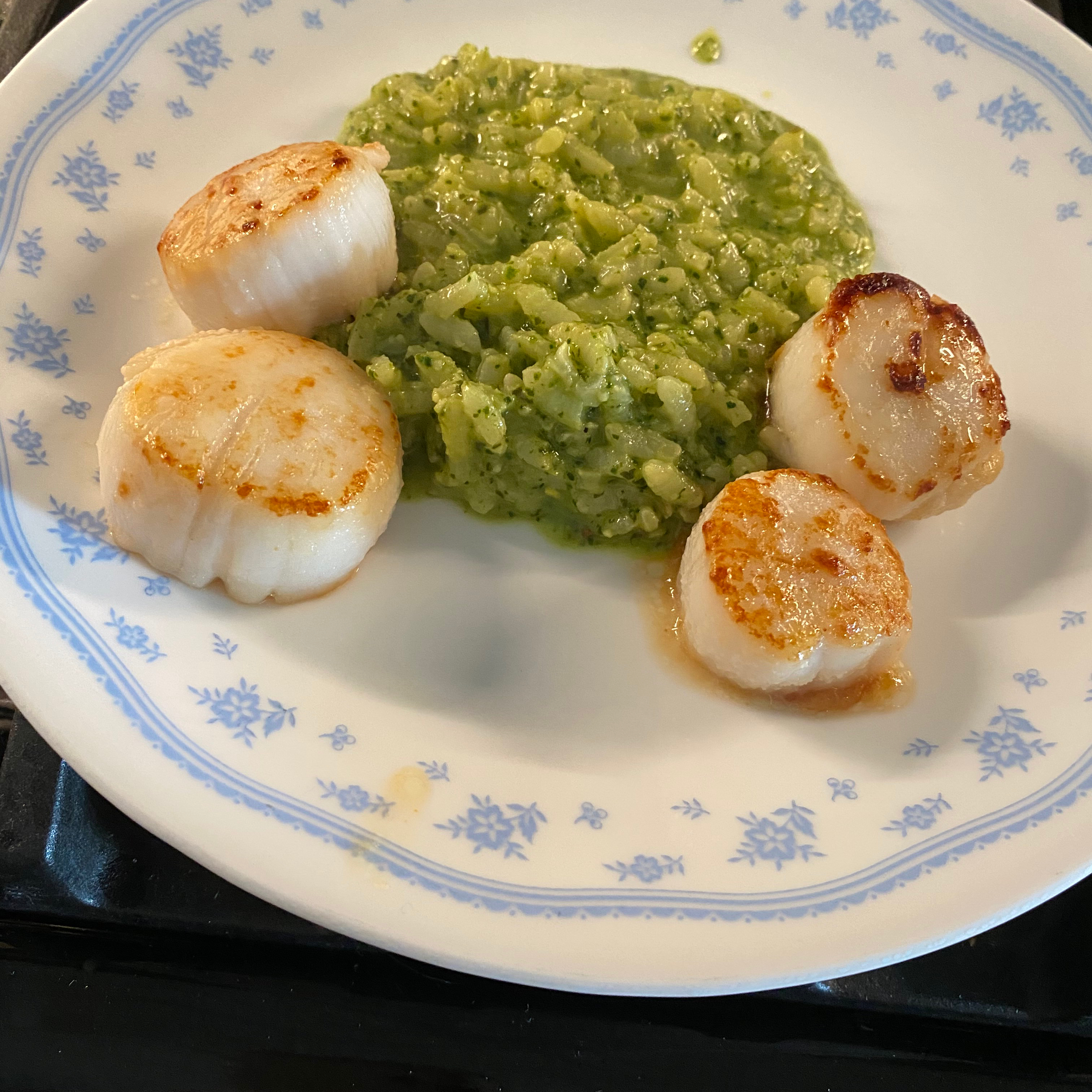 Basil Pesto Risotto with Pan-Roasted Scallops
