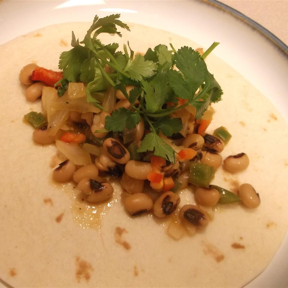 Black-Eyed Peas and Tortillas
