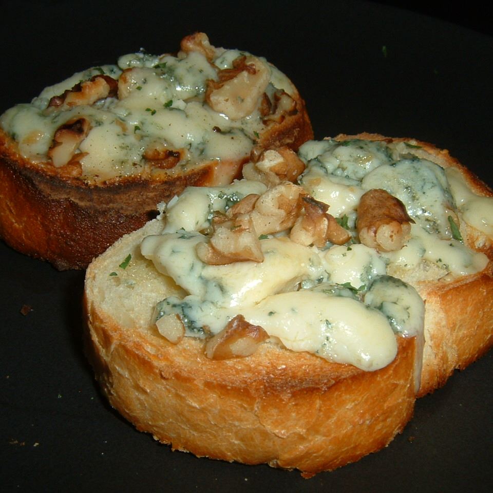 Blue Cheese Walnut Toasts