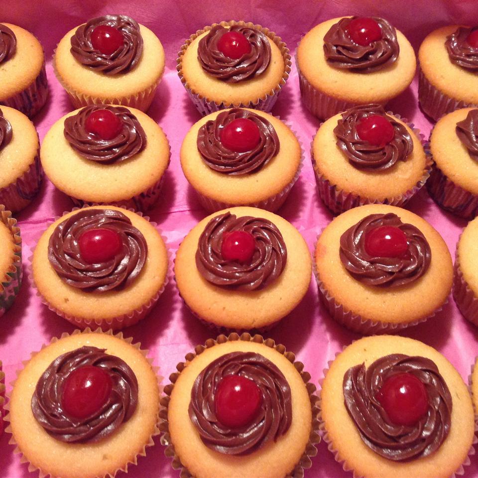 Boston Creme Mini-Cupcakes