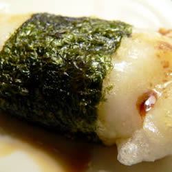 Broiled Mochi with Nori Seaweed