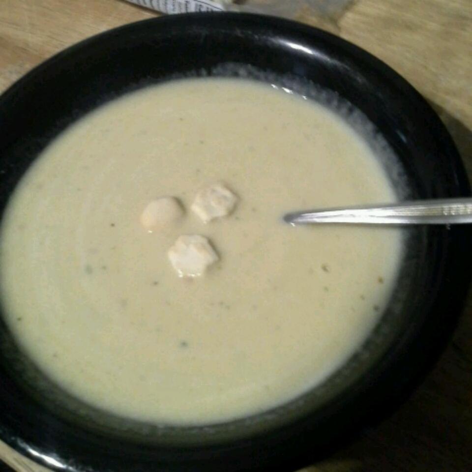 Bubbly Beer Cheese Soup
