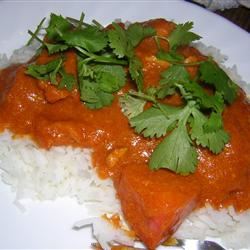 Burmese Chicken Curry (Gaeng Gai Bama)