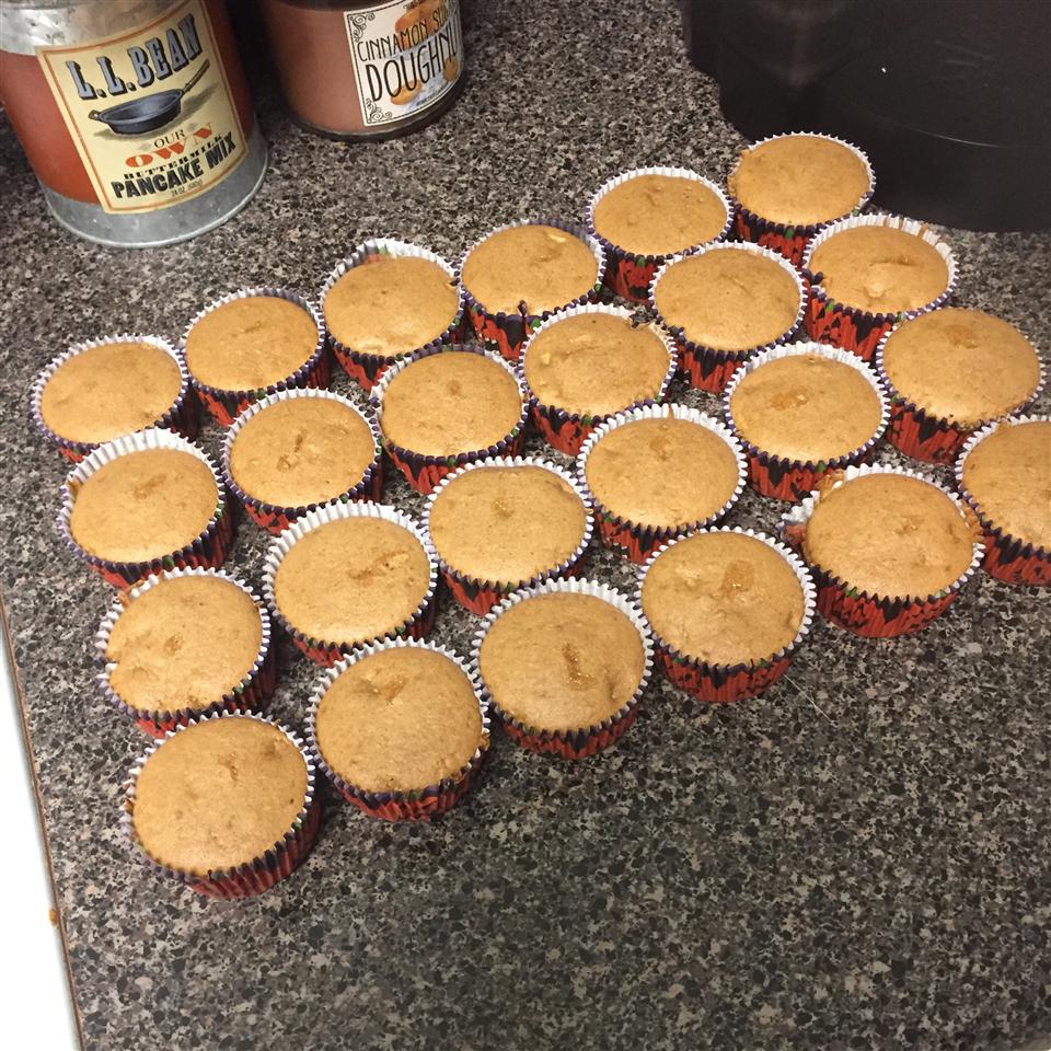 Caramel Apple Cupcakes
