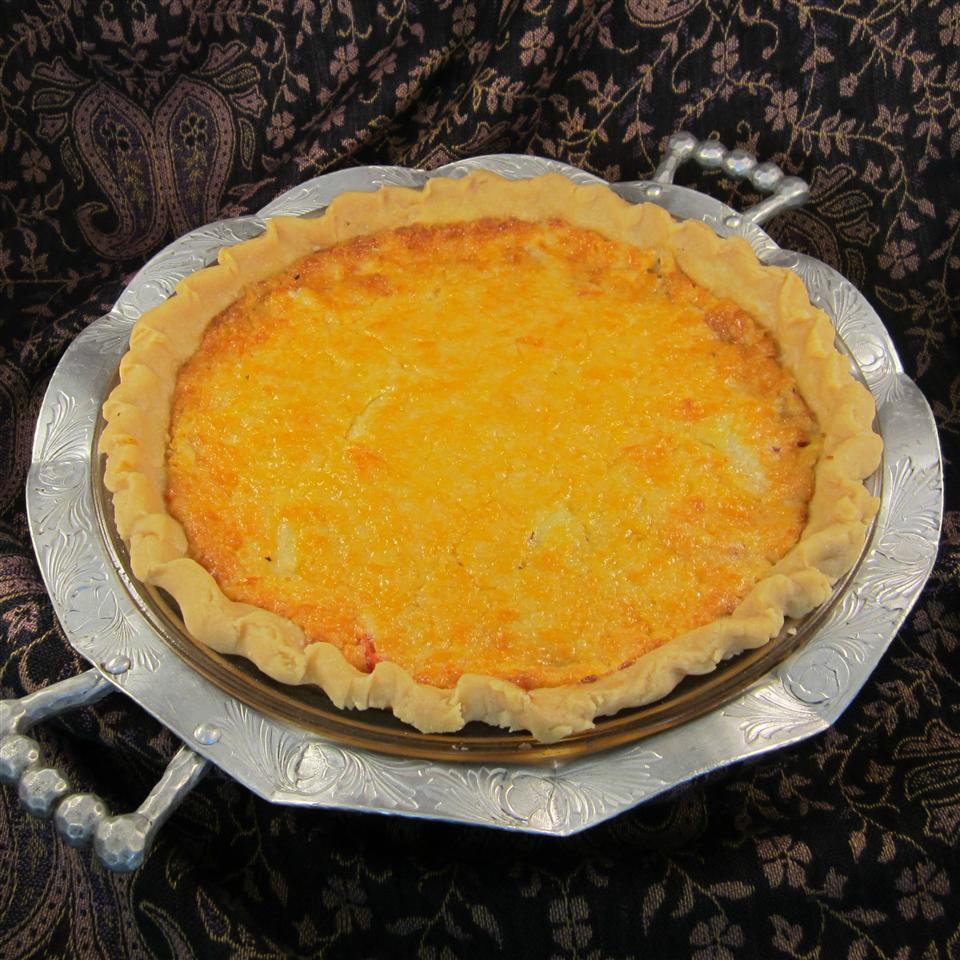 Cheddar-Tomato Pie