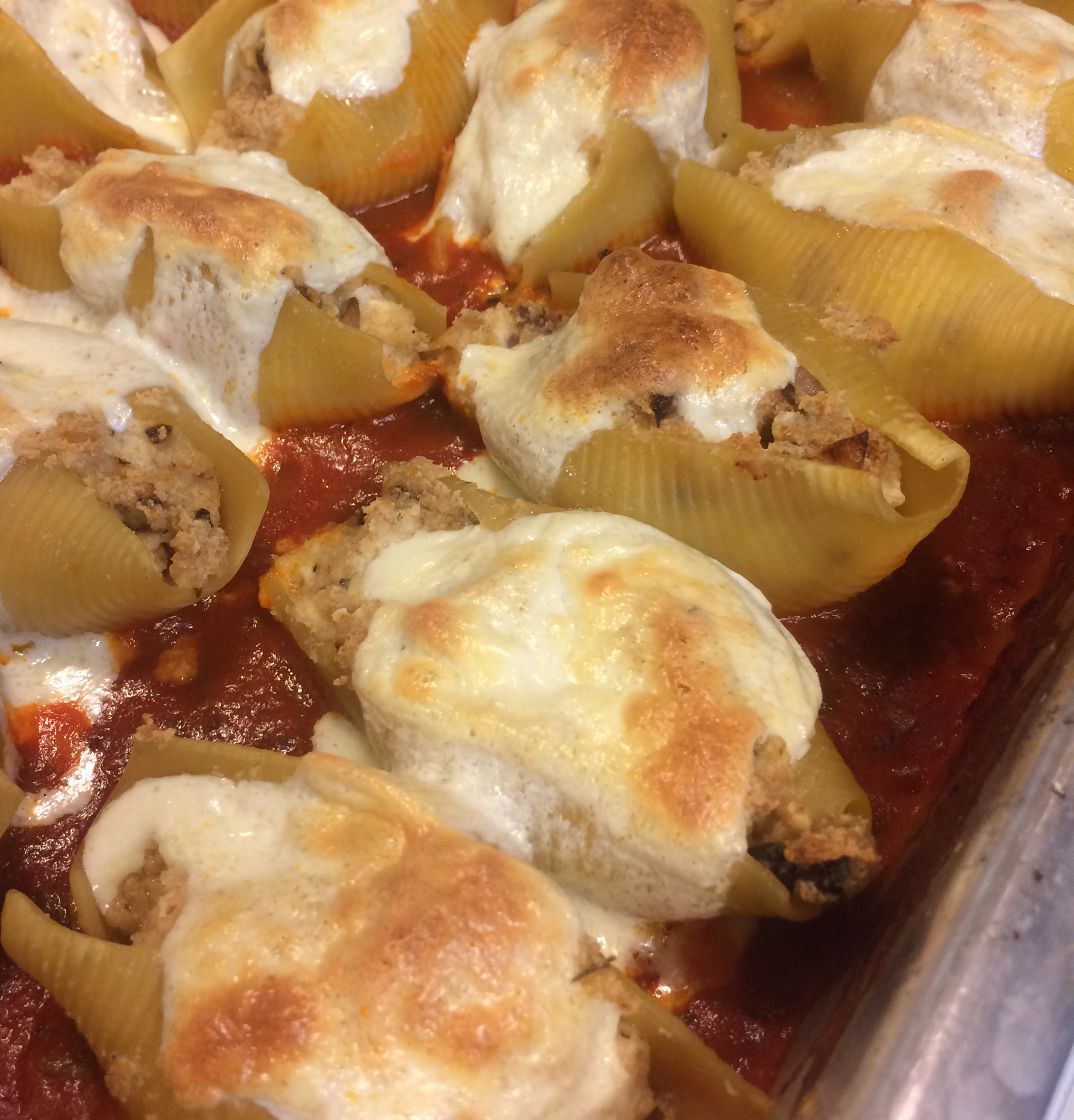 Cheese and Bacon-Stuffed Pasta Shells