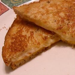 Cheesy Grilled Cheese