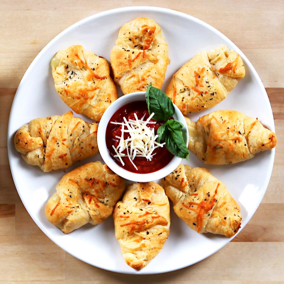 Cheesy Parmesan Crusted Crescent Rolls