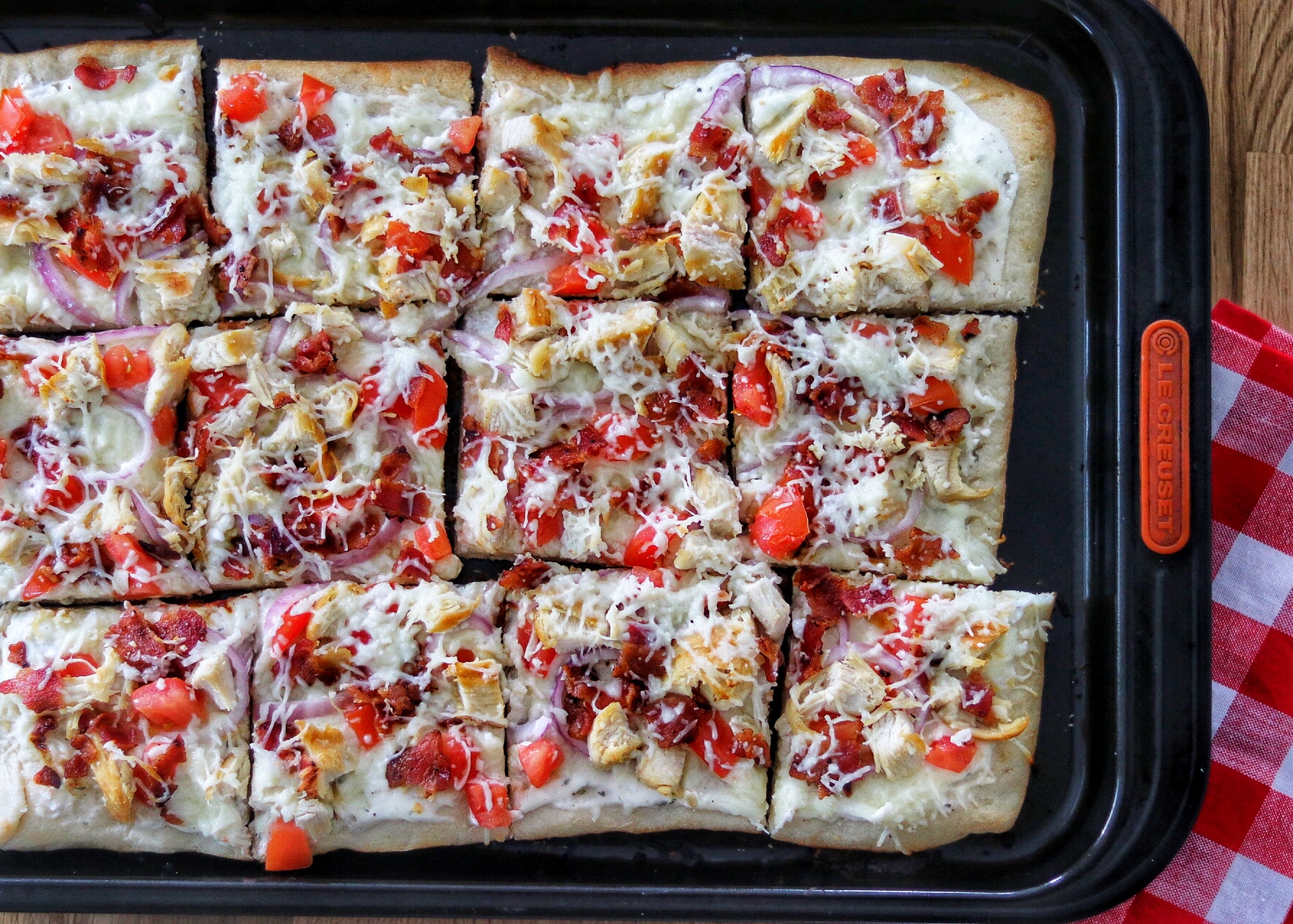 Chicken, Bacon, and Ranch Pizza