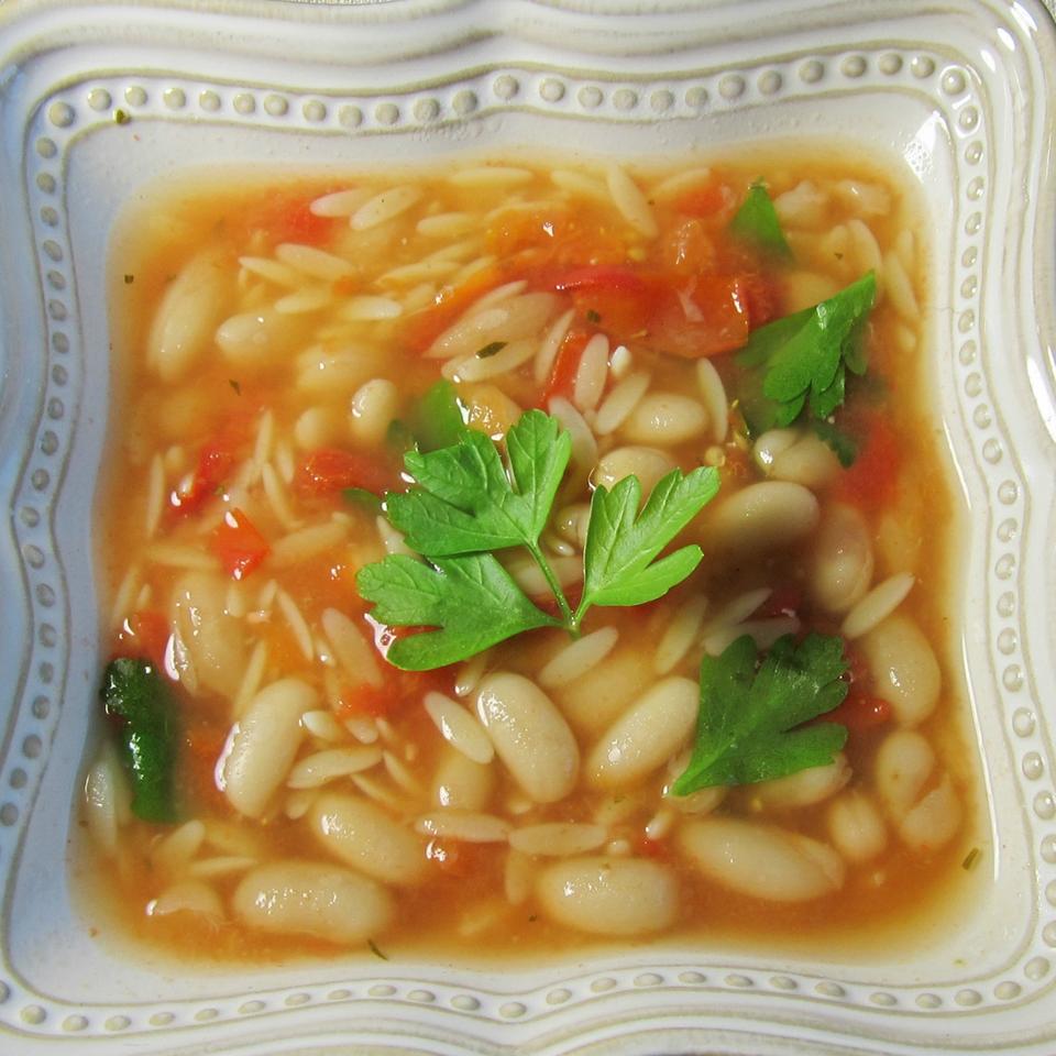 Chicken Soup With Pasta and White Beans