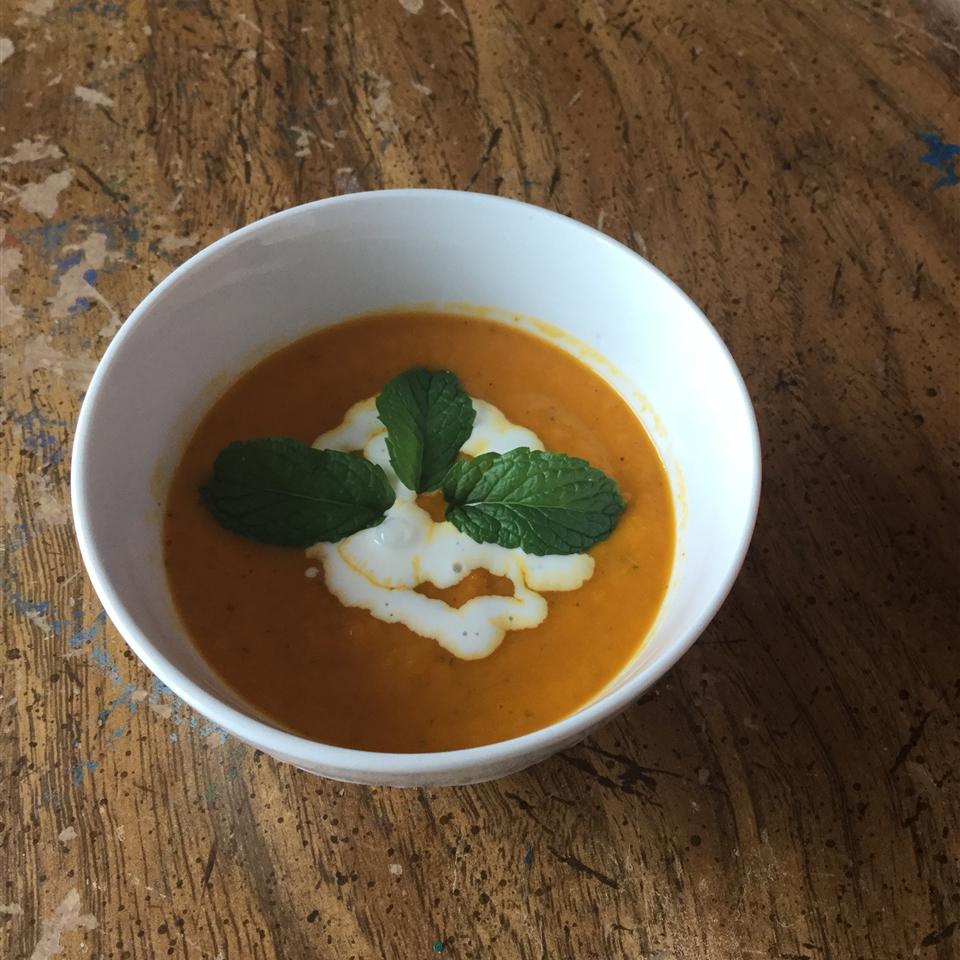 Chilled Carrot and Tomato-Mint Soup
