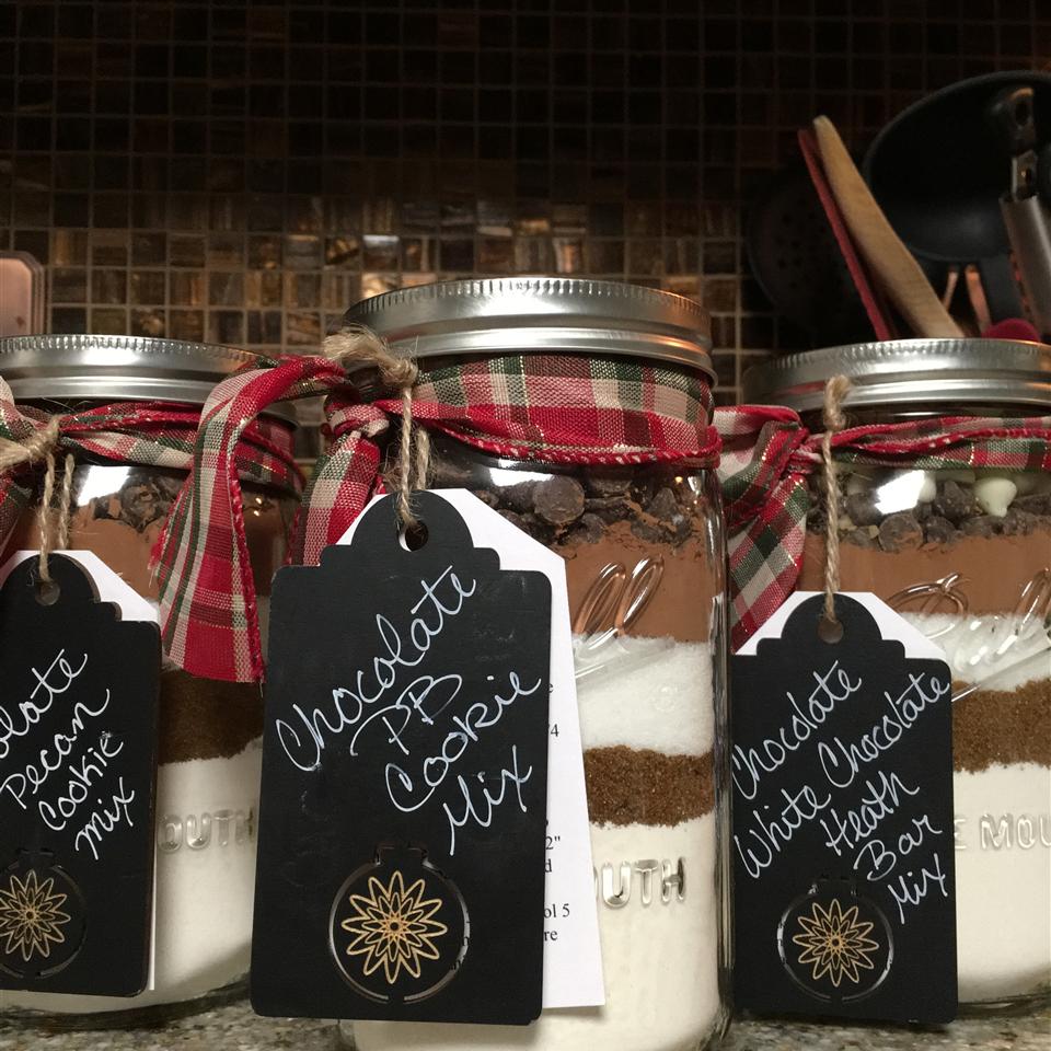Chocolate Cookie Mix in a Jar