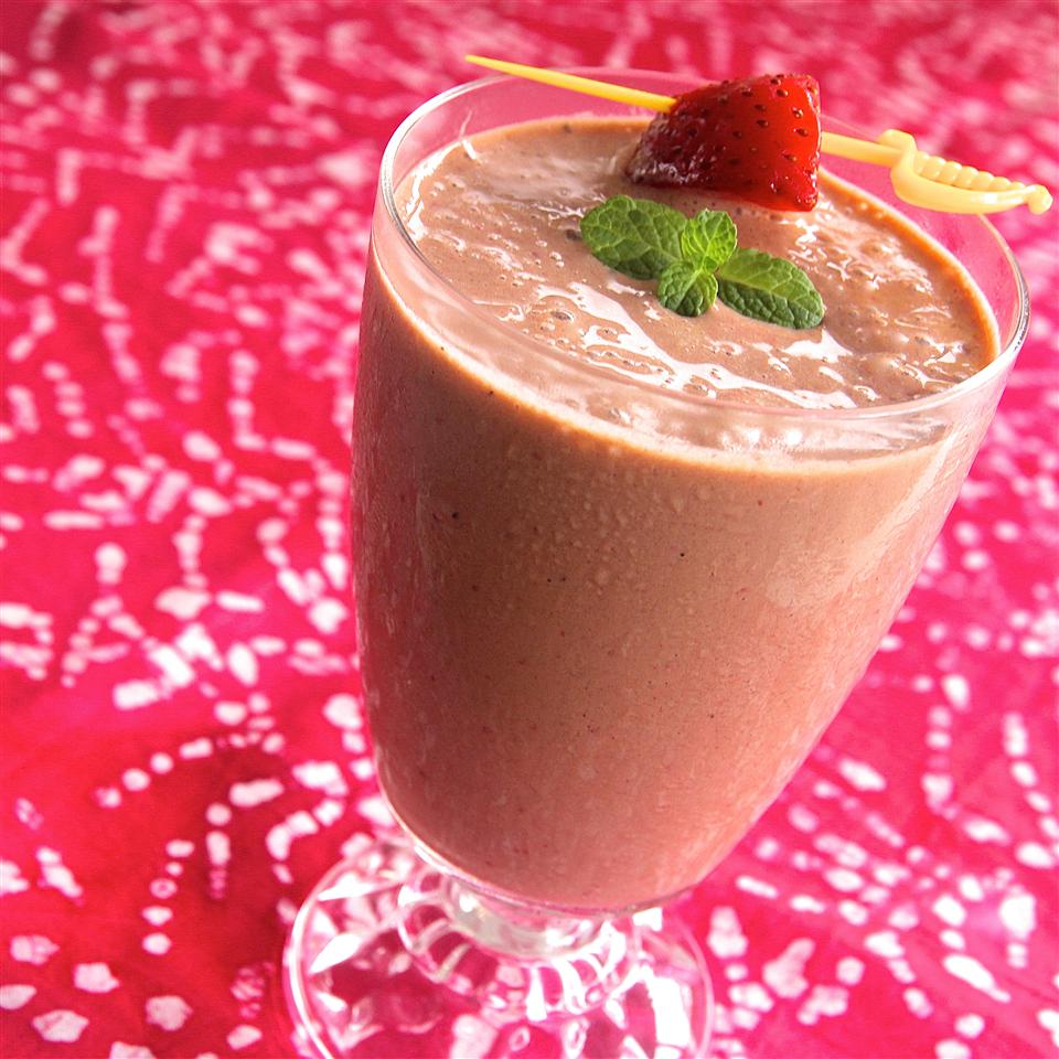 Chocolate-Covered Strawberry Smoothie