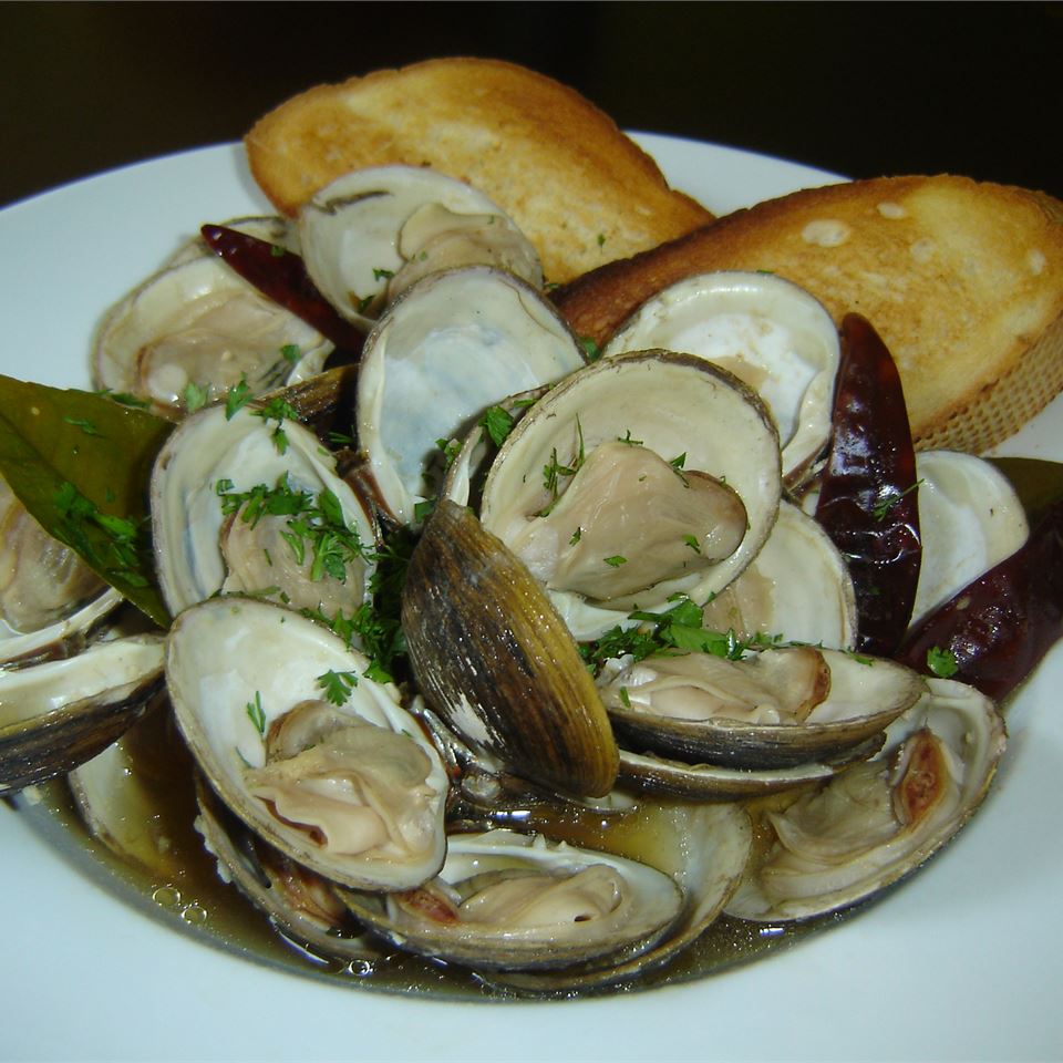 Clams in Oyster Sauce