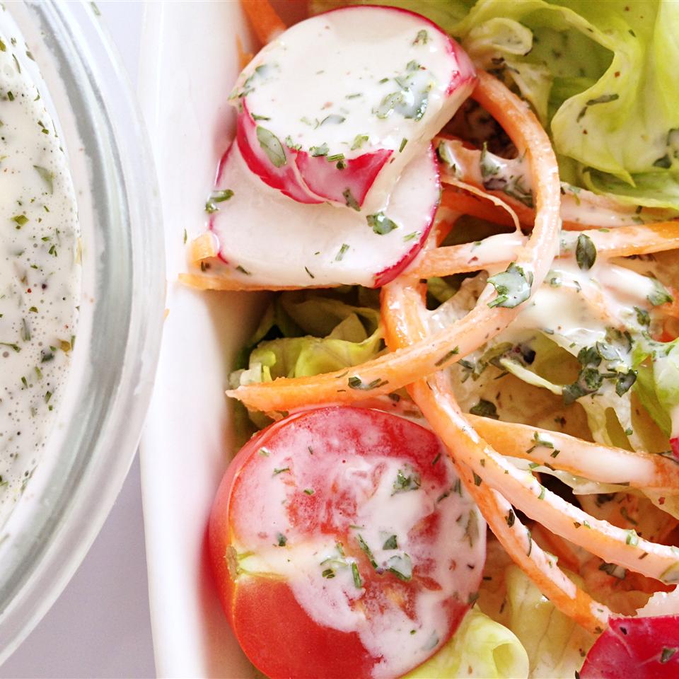 Creamy Dairy-Free Salad Dressing