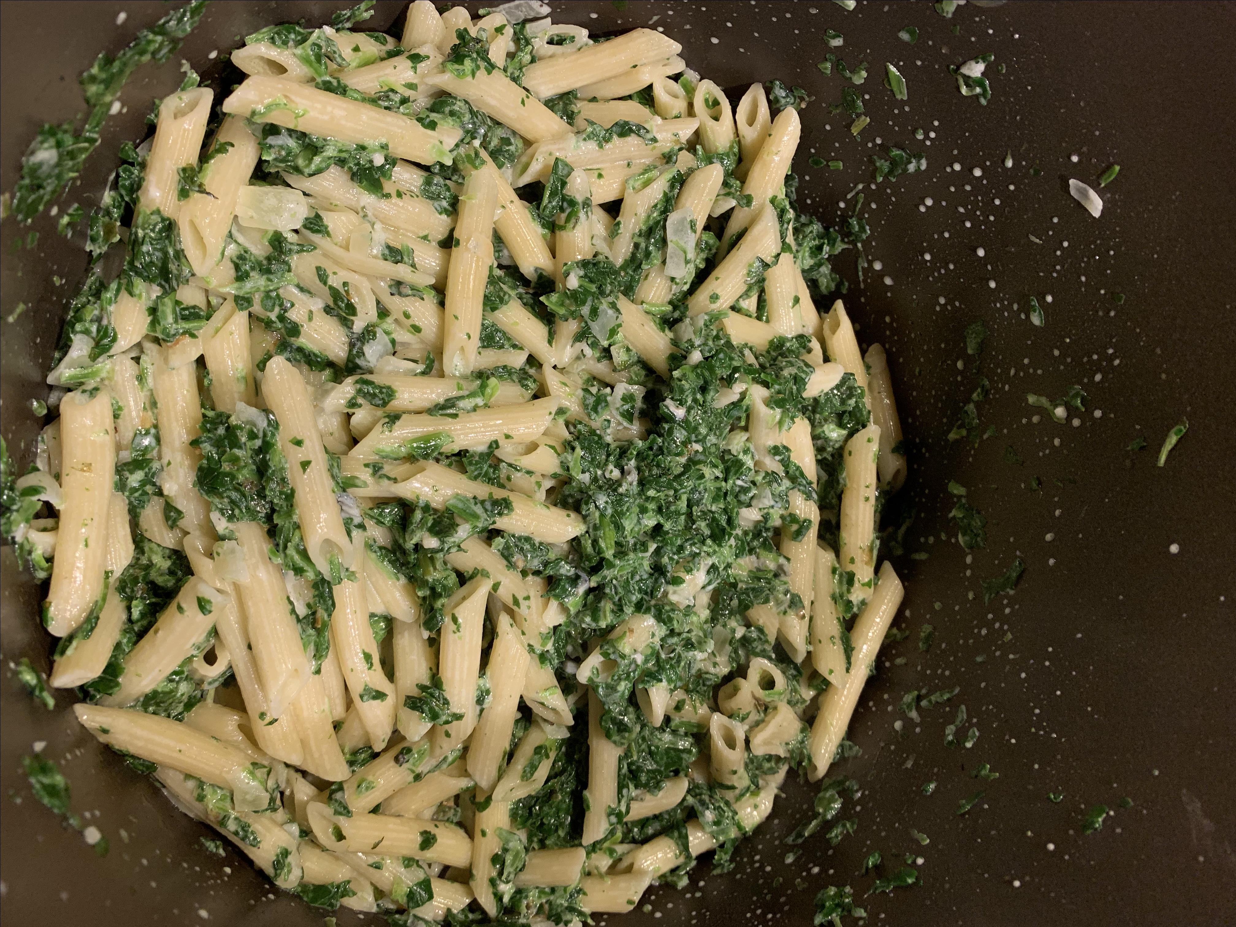 Creamy Gorgonzola Spinach Pasta
