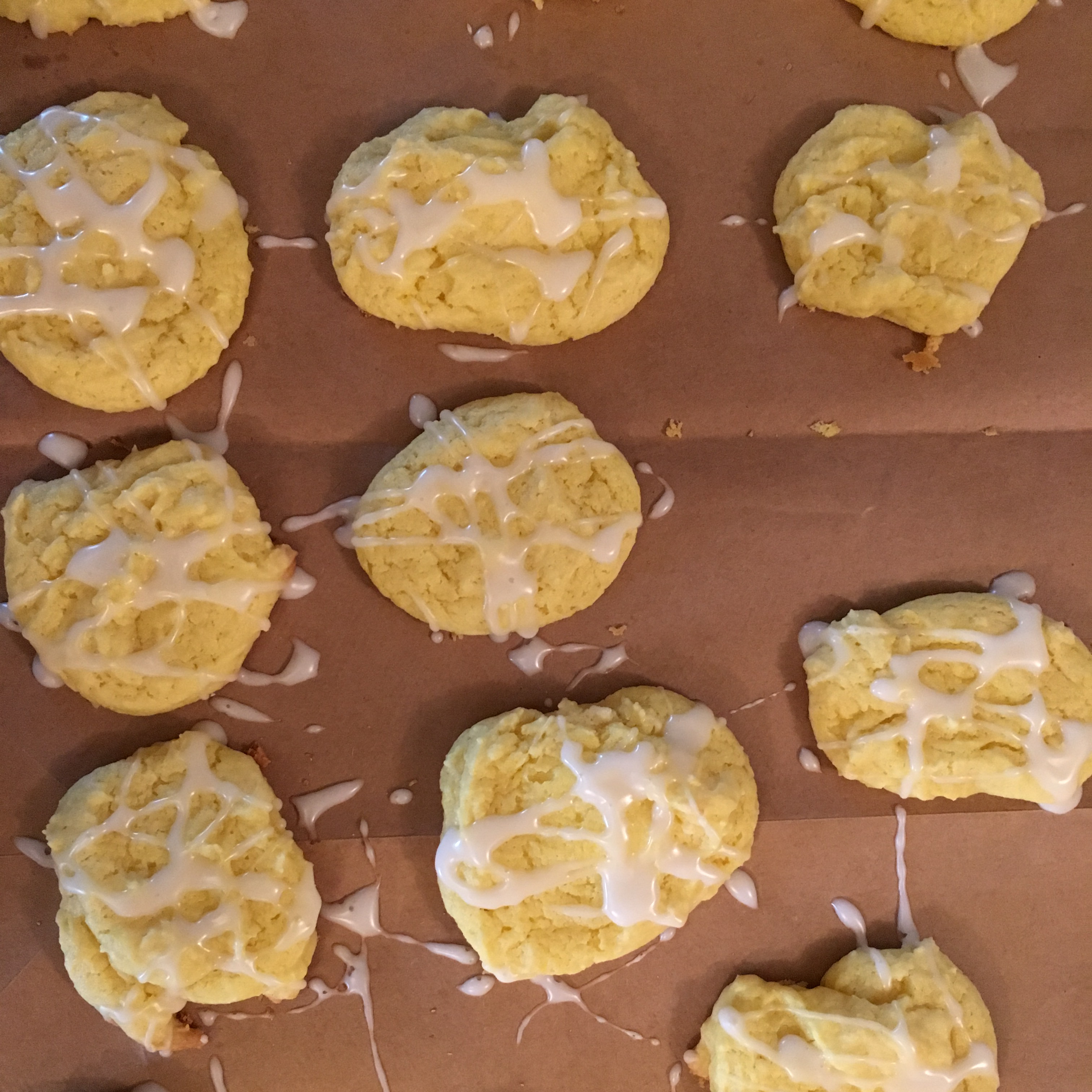 Crisp Little Lemon Cookies