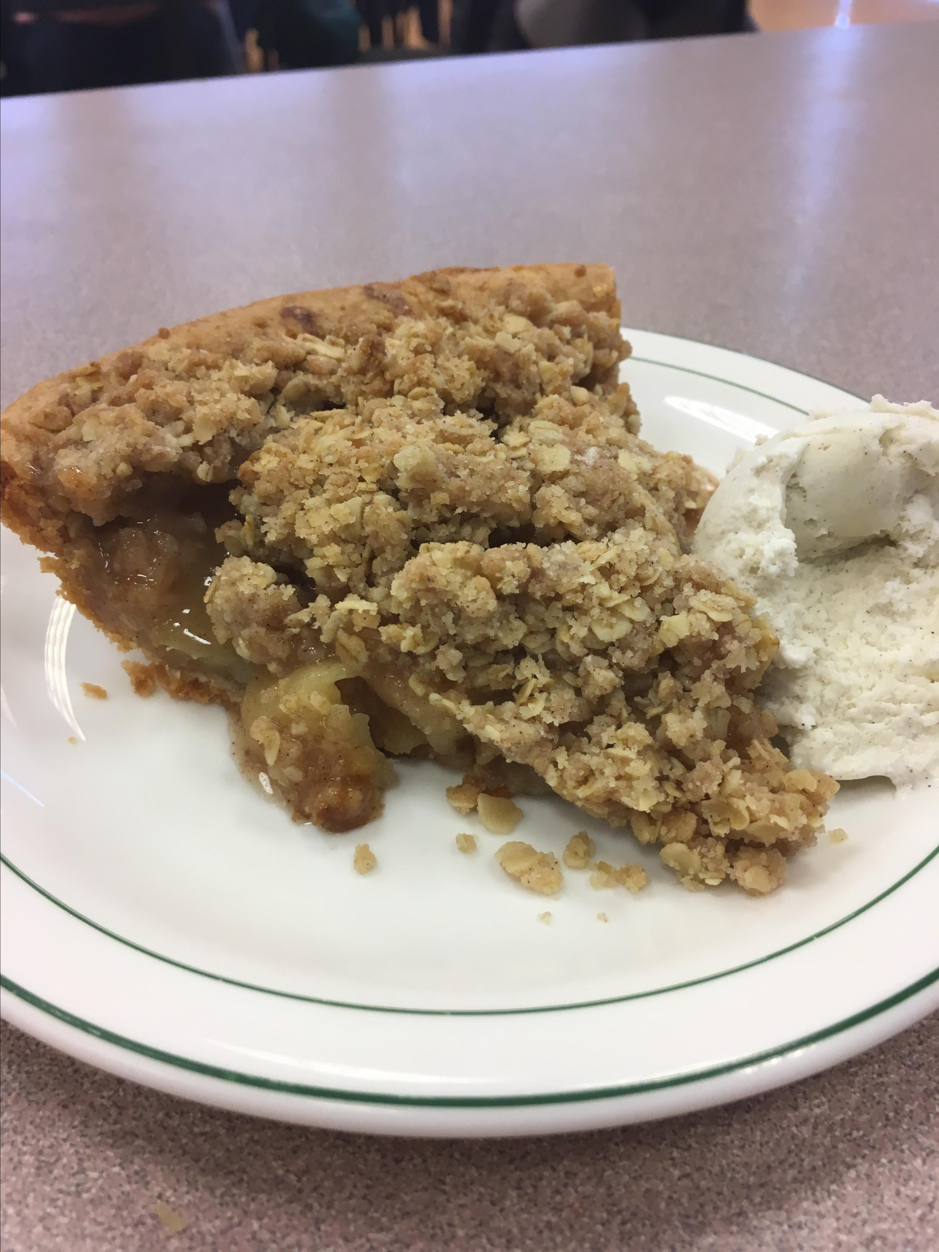 Deep-Dish Apple Pie with Crumble Topping