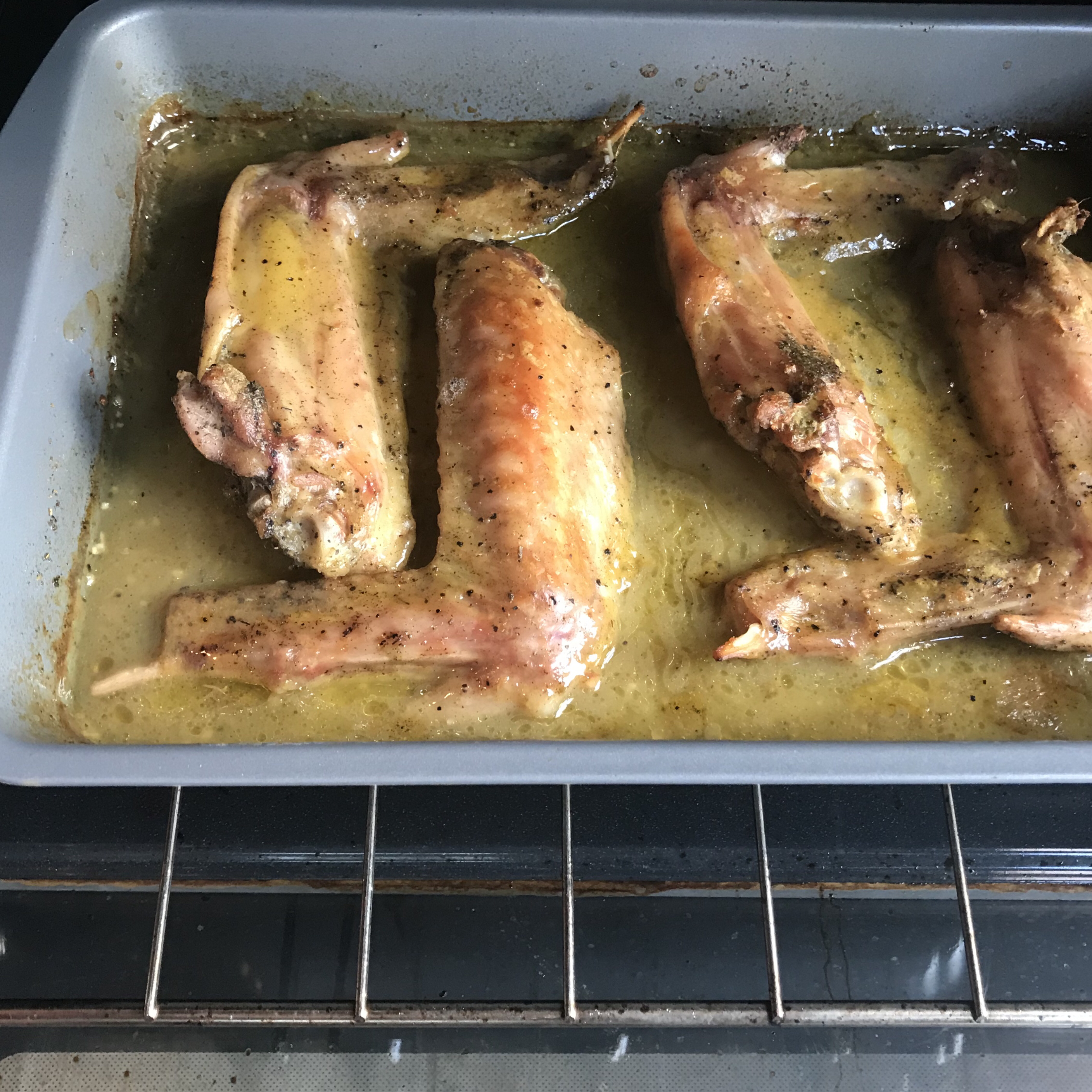 Easy Baked Turkey Wings