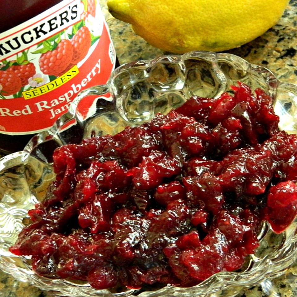Easy Cranberry Raspberry Sauce