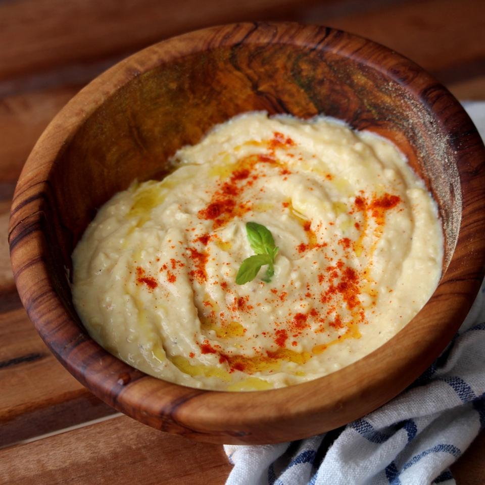 Easy Creamy Hummus