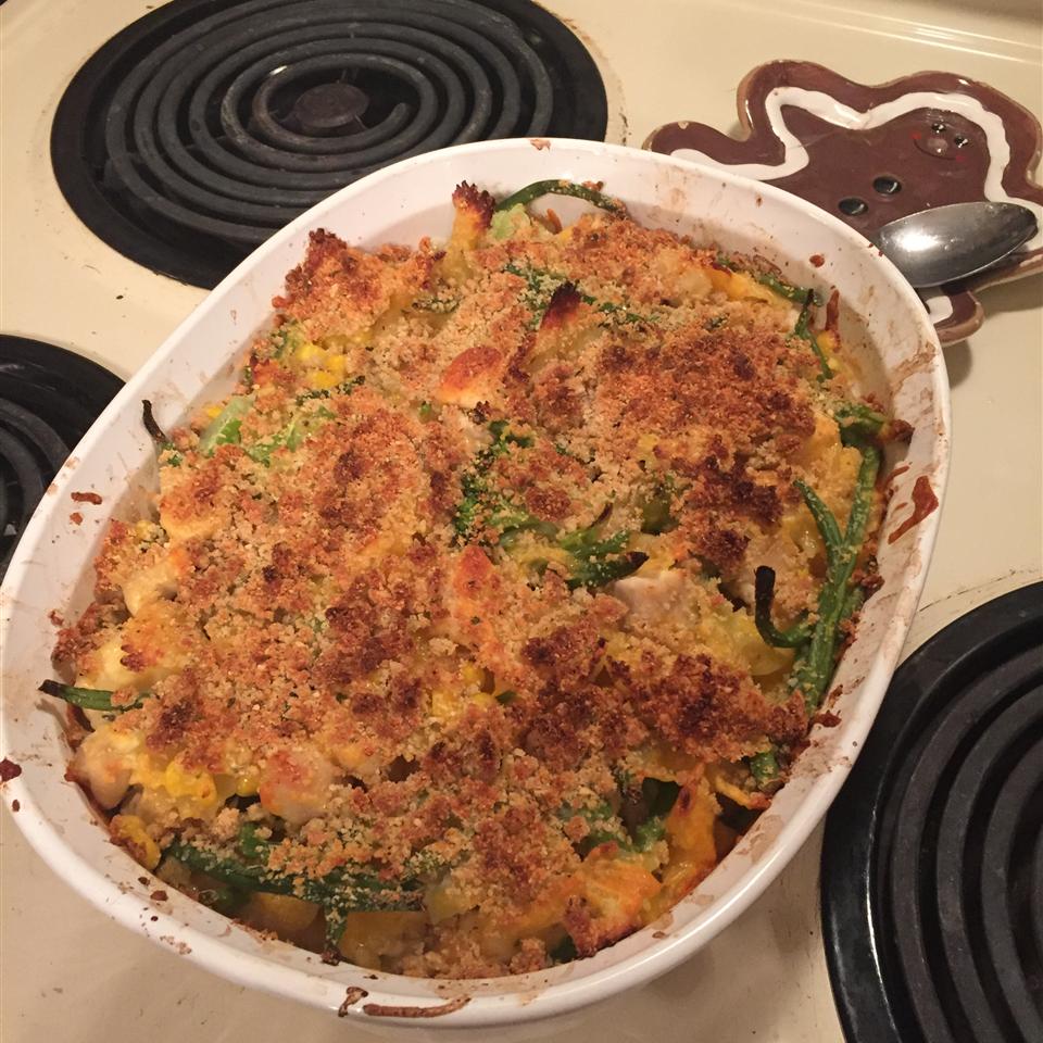 Easy Mac and Cheese Veggie Chicken Casserole from Country Crock®