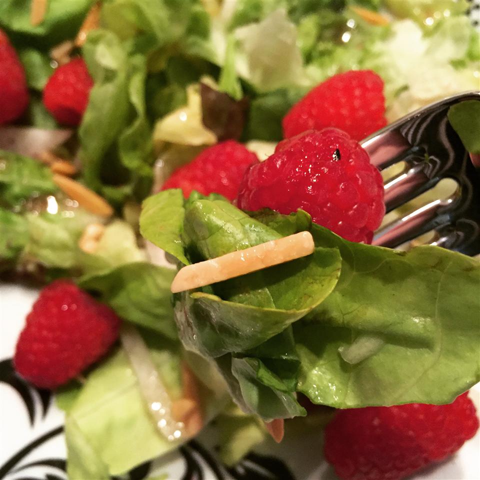 Easy Raspberry Salad