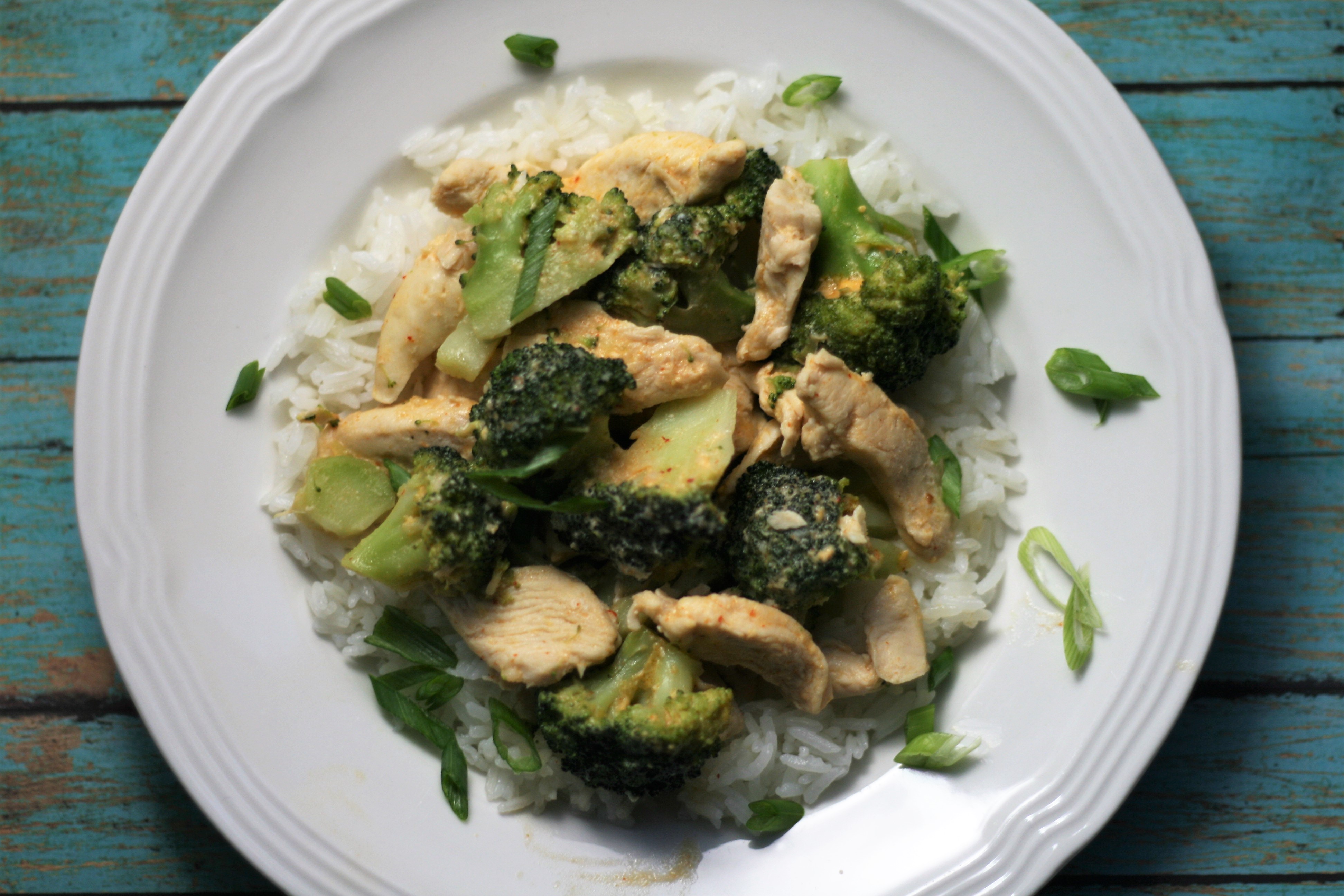 Easy Red Thai Curry with Chicken and Broccoli