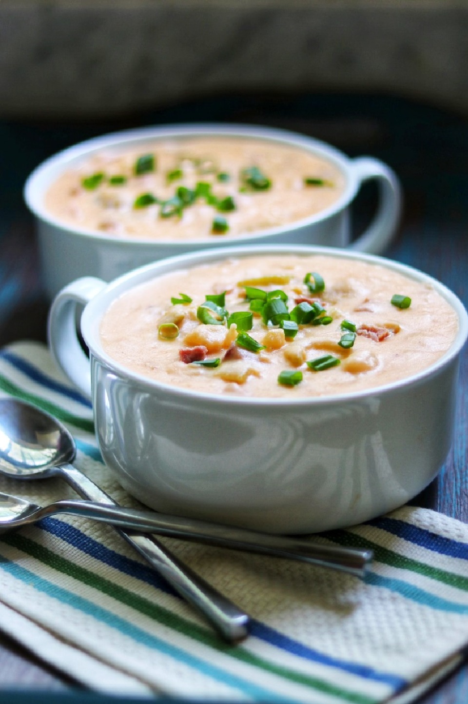 Easy Slow Cooker Cheesy Potato Soup with Ham
