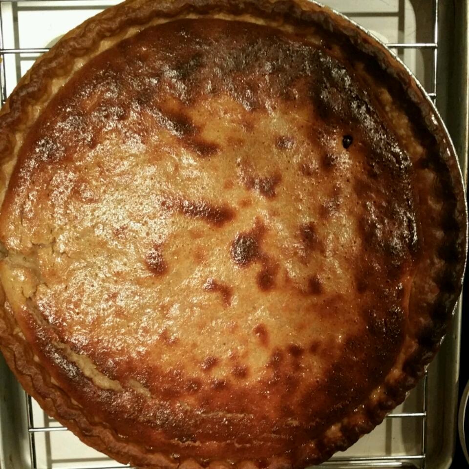 Easy Sour Cream Raisin Pie