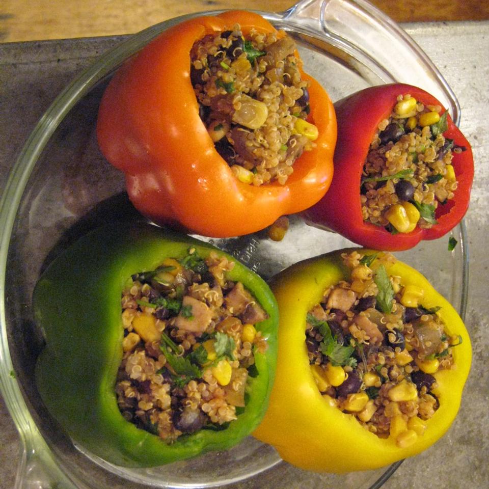 Easy Vegan Stuffed Bell Peppers