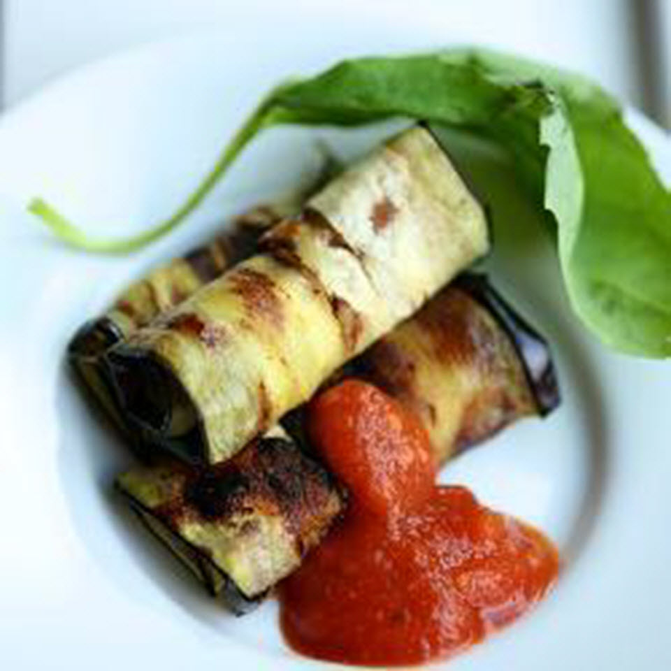 Eggplant Rolls with Bell Pepper Sauce