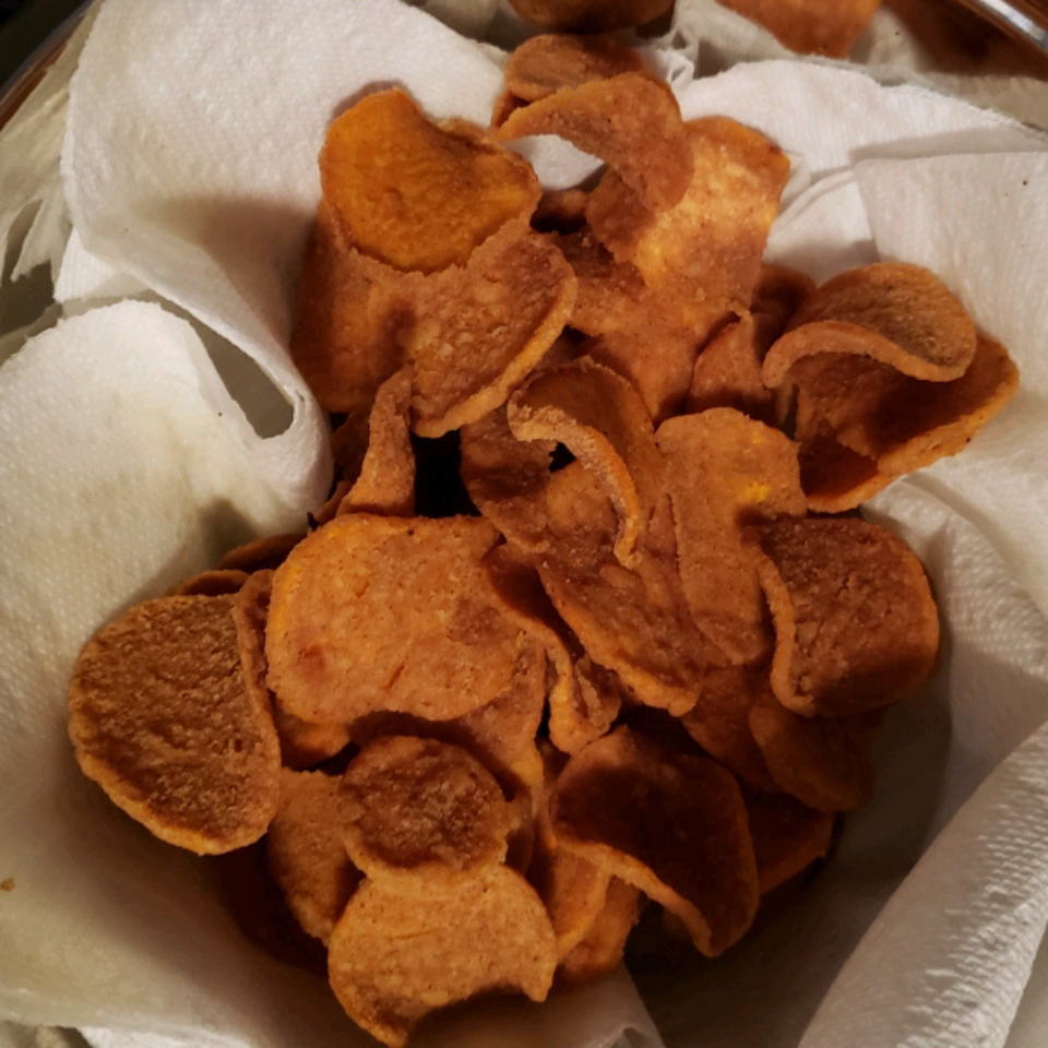 Fried Cinnamon Sweet Potato Chips
