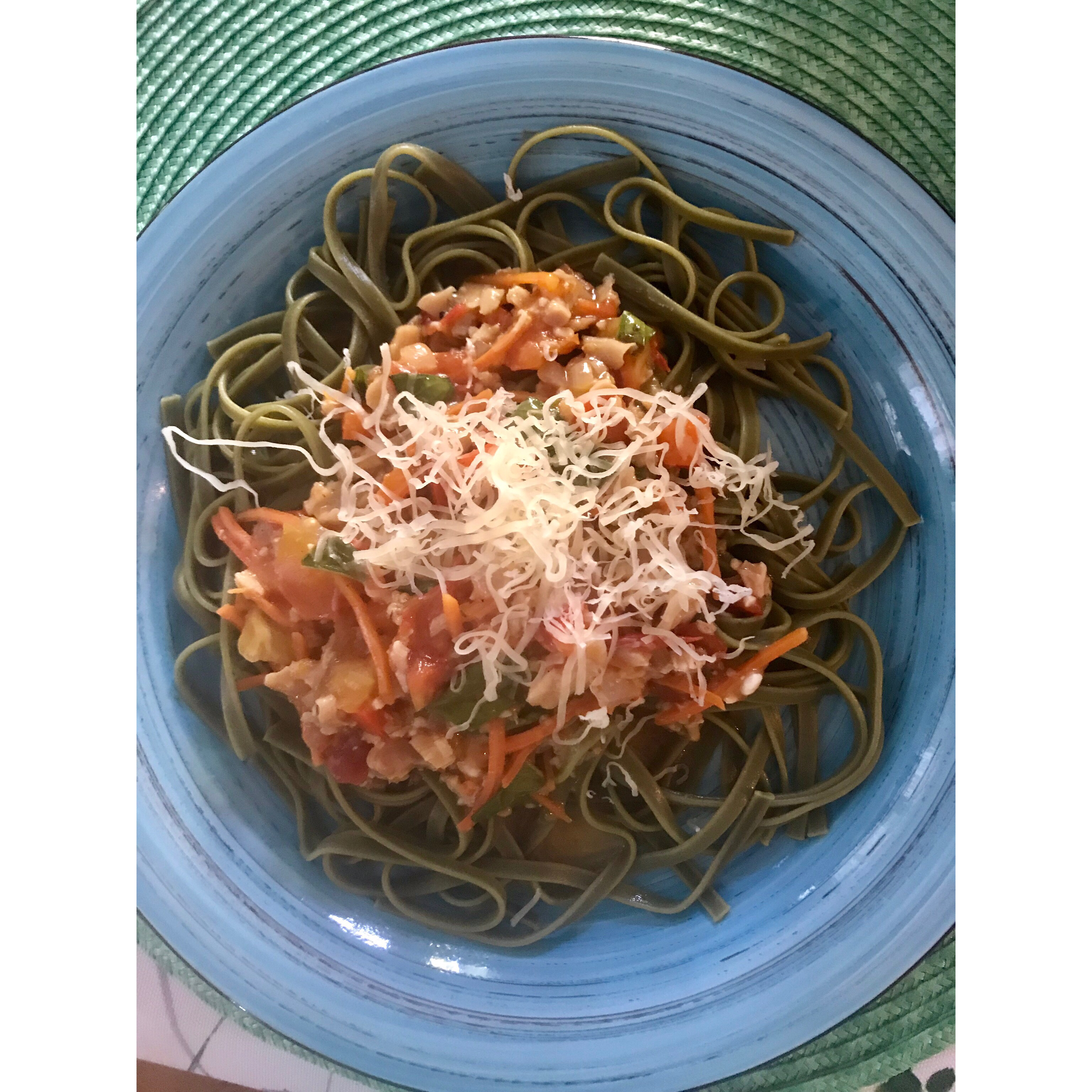 Garden Basket Pasta with Clam Sauce