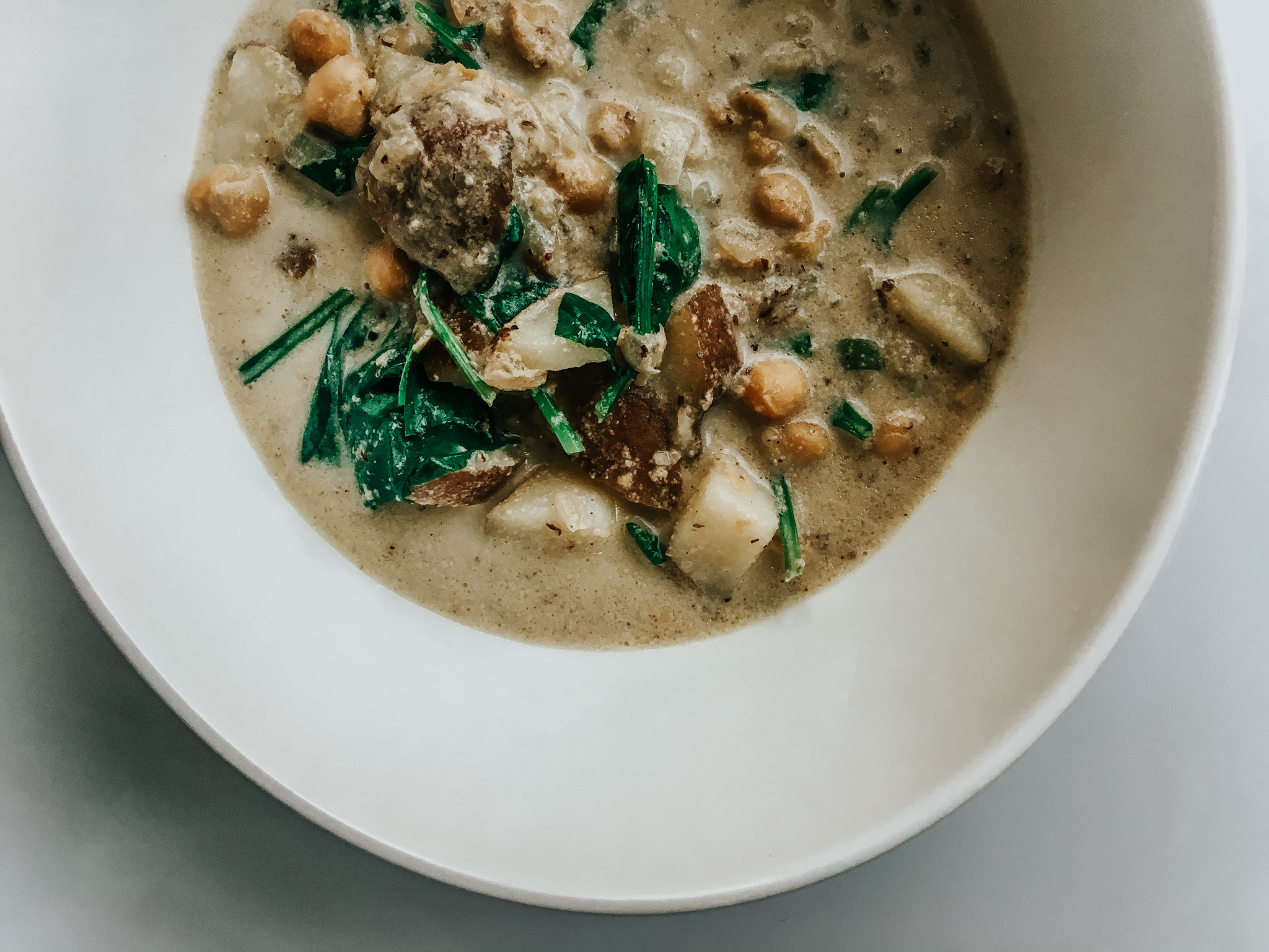 Garlic, Spinach, and Chickpea Soup