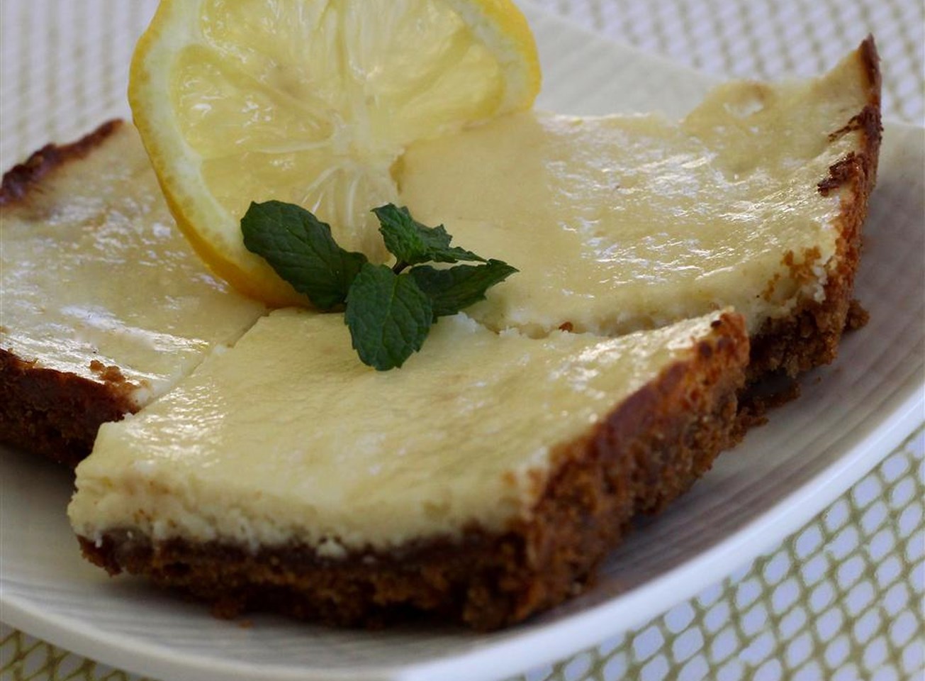 Ginger-Lemon Cheesecake Bites