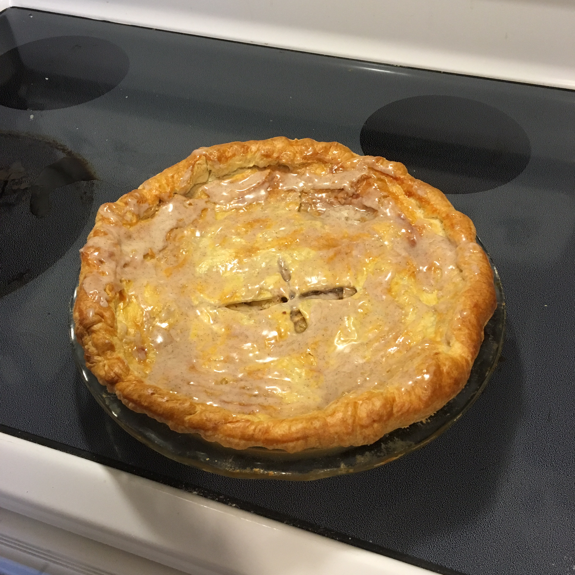 Glazed Apple Cream Pie