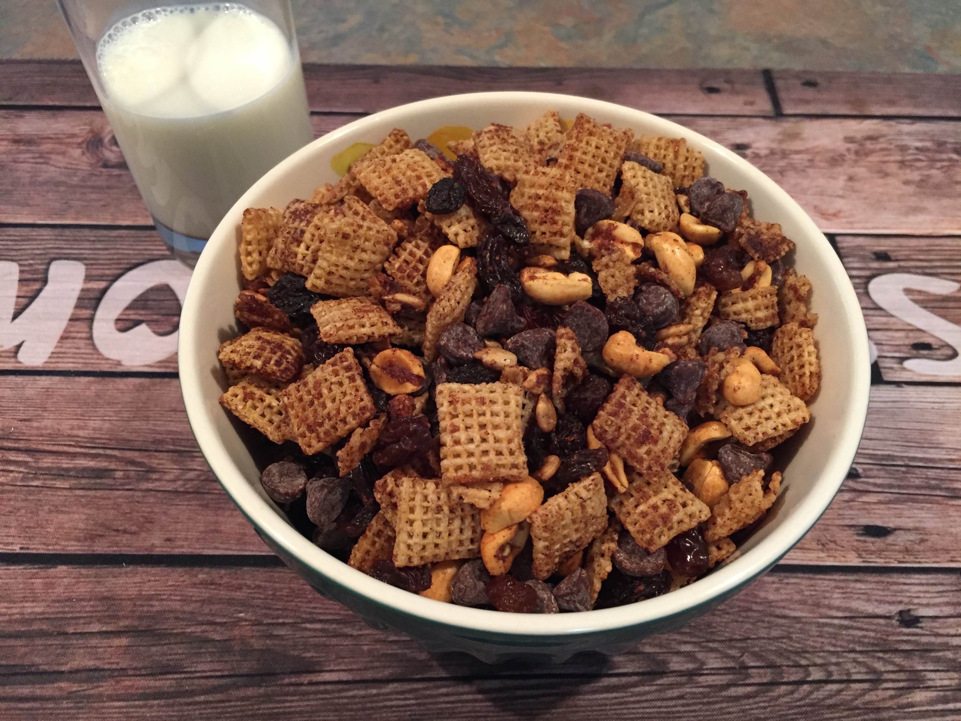 Gluten-Free Chex® Mix with Cinnamon and Pumpkin Spice
