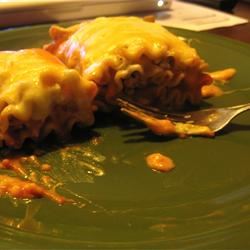 Grilled Chicken and Portobello Lasagna Rollups