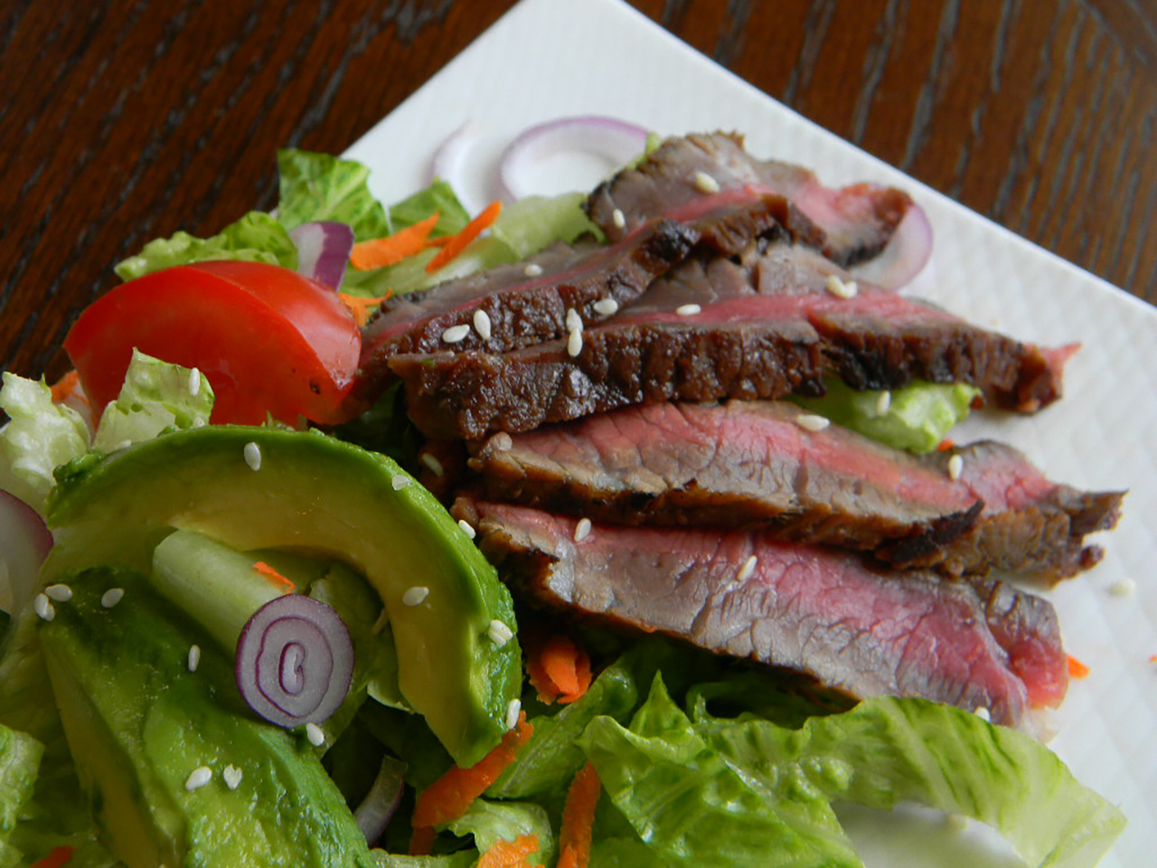 Grilled Steak Salad with Asian Dressing